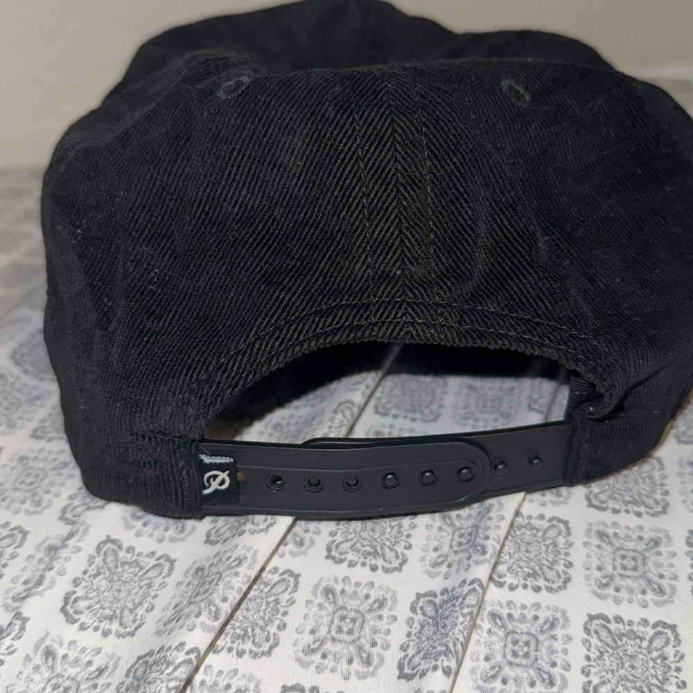 Primitive corduroy SnapBack - Picture 4 of 4